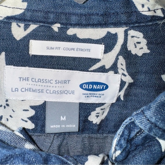 Old Navy Navy Blue and White Floral Shirt - Picture 3 of 11